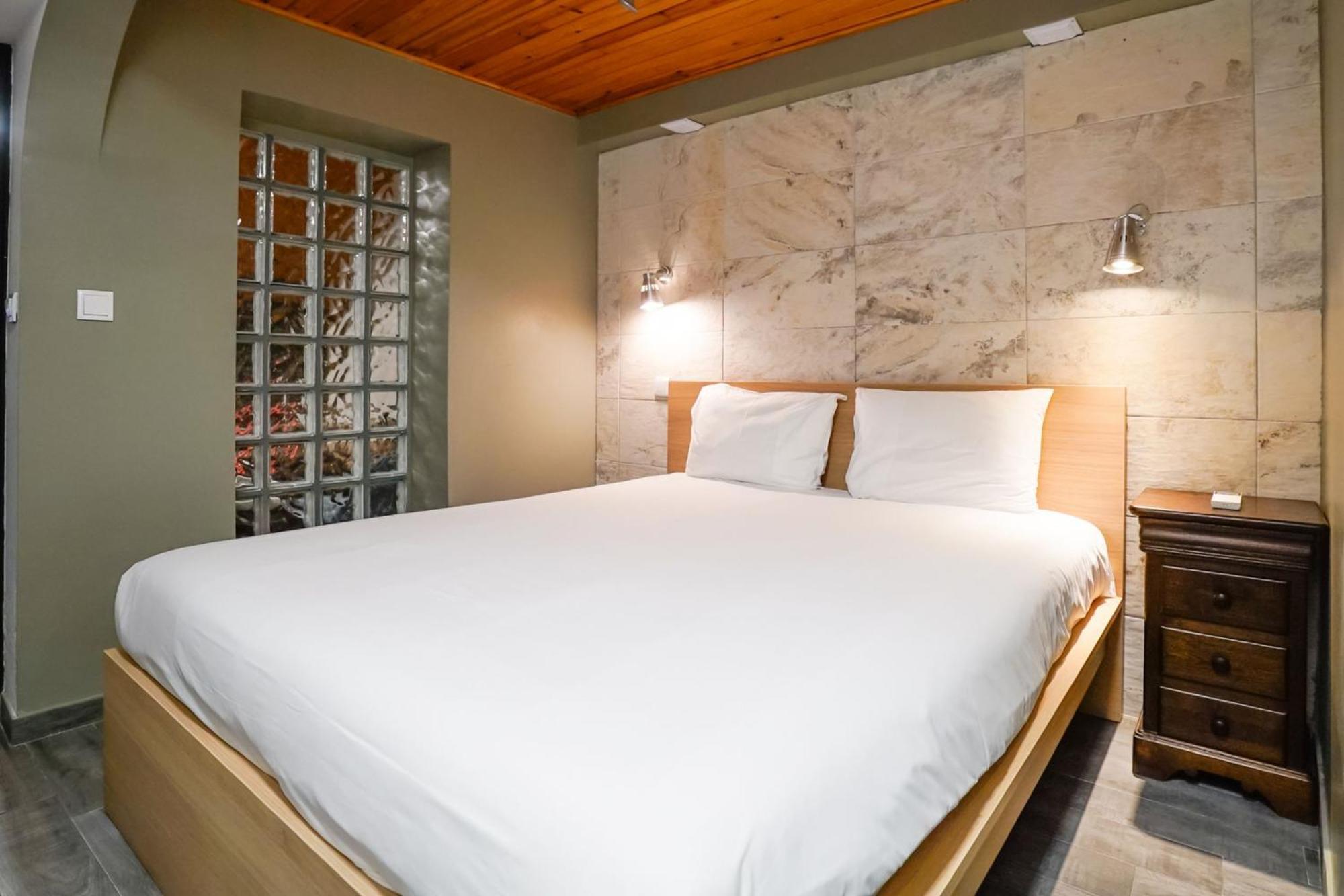 Cosmopolitan Chiado Apartment By Lovelystay Lisboa Exterior foto